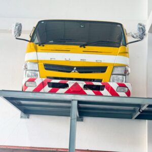Mitsubishi Fuso Truck Cabin