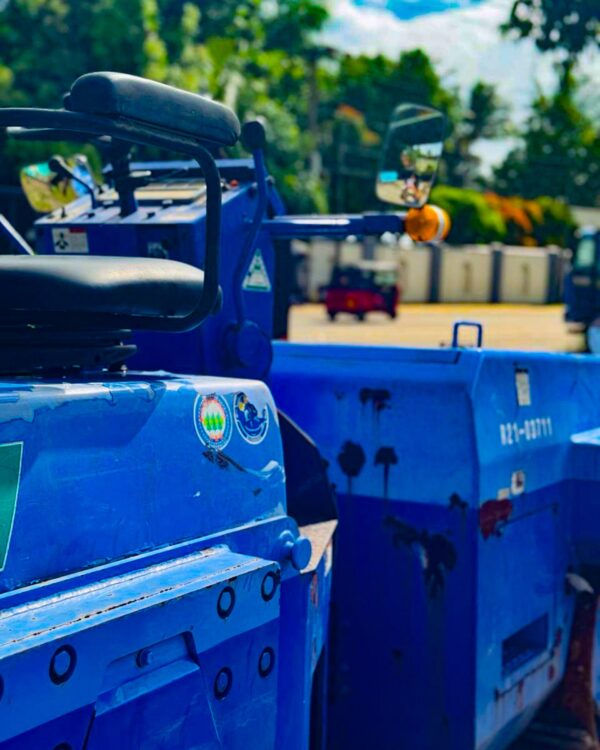 KOMATSU Road Roller R21 - Image 6