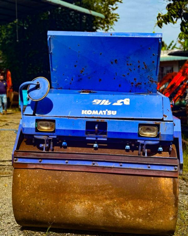 KOMATSU Road Roller R21 - Image 4