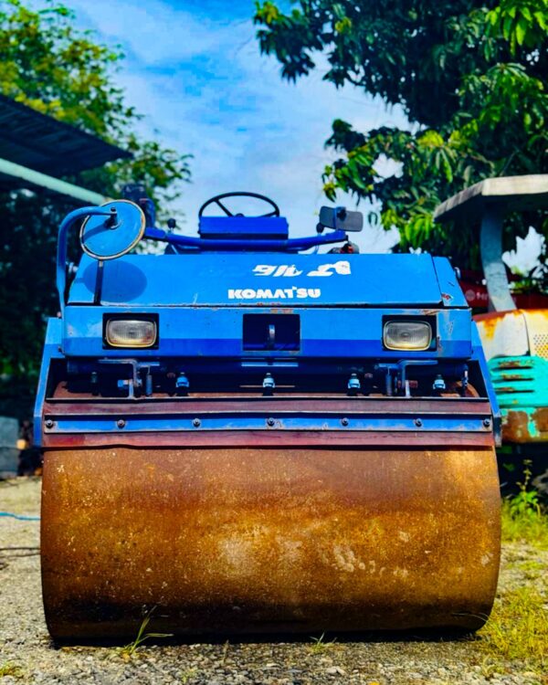 KOMATSU Road Roller R21 - Image 3